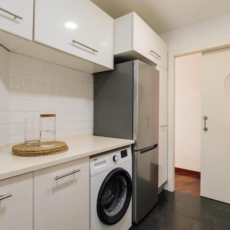 Enjoy Apartments Paz 1 - Bright apartment near Sagrada Familia - Apartamento - 26