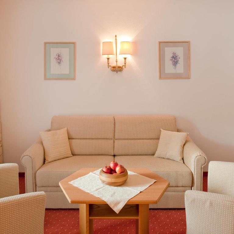Hotel Jagdhof Bed & Breakfast - Suite mit Balkon - 3