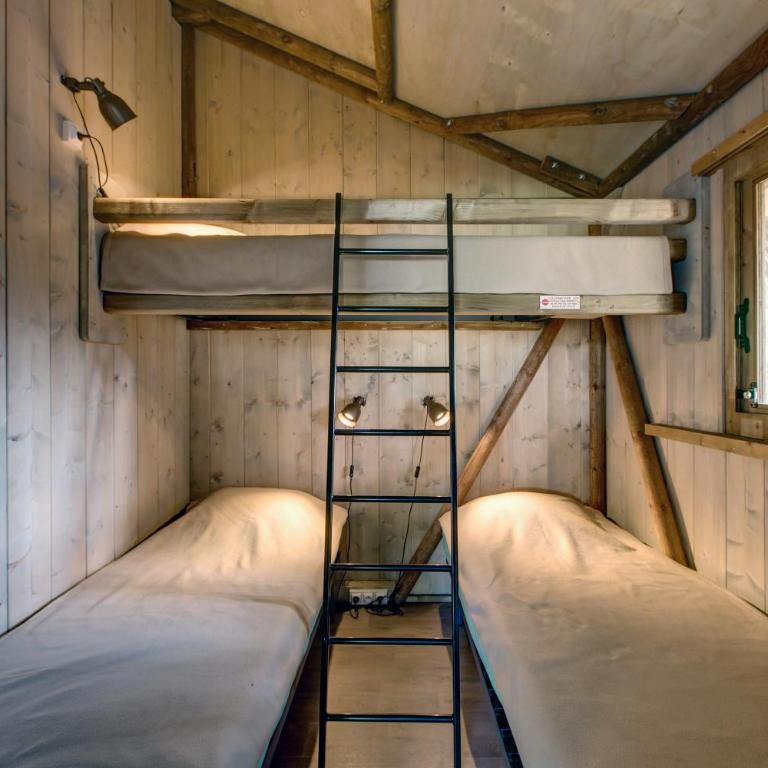 Camping Domaine de la Ville Huchet - Chalet 2 Chambres - 4