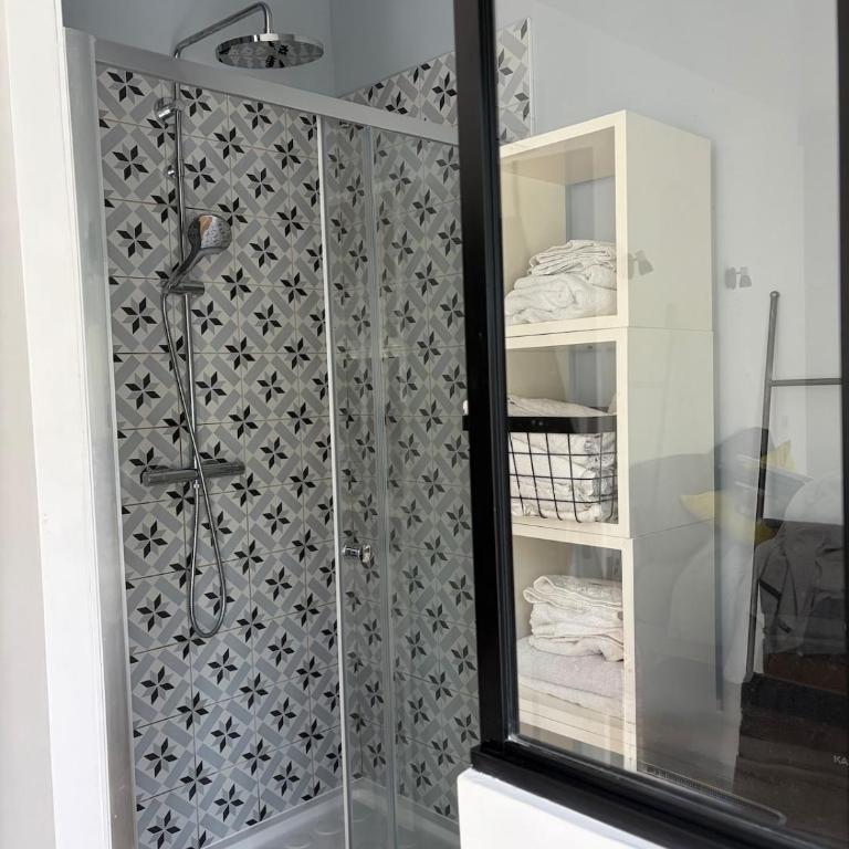 Elegant Duplex with Air Conditioning - Appartement 3 Chambres - 10