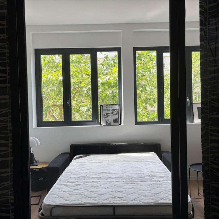 Elegant Duplex with Air Conditioning - Appartement 3 Chambres - 11
