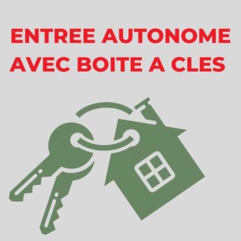Appartement à 100 m de la plage avec parking - Appartement avec Balcon - 2