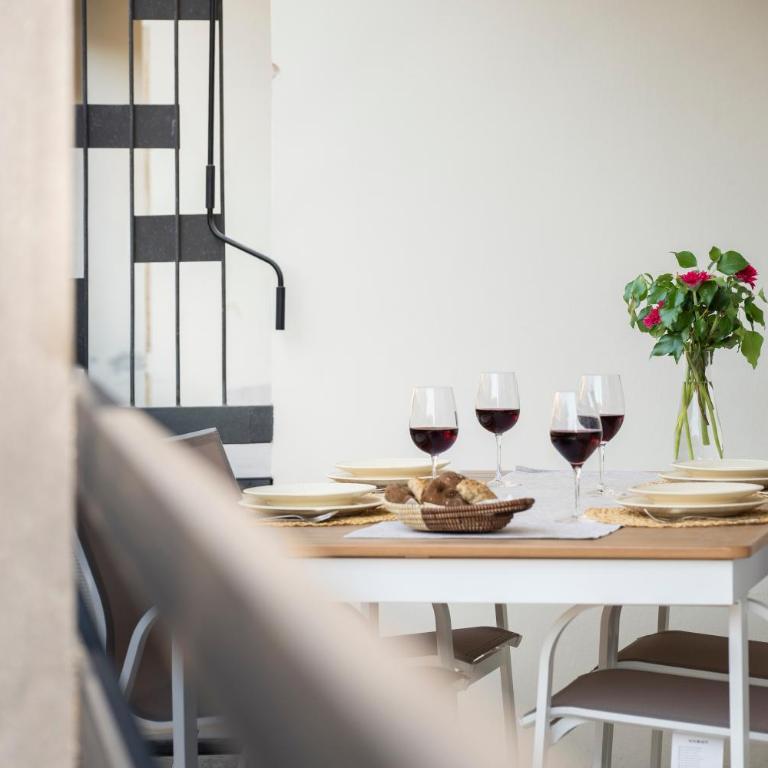 Angelico apt con balcone e ascensore - Two-Bedroom Deluxe Apartment with Balcony - 26