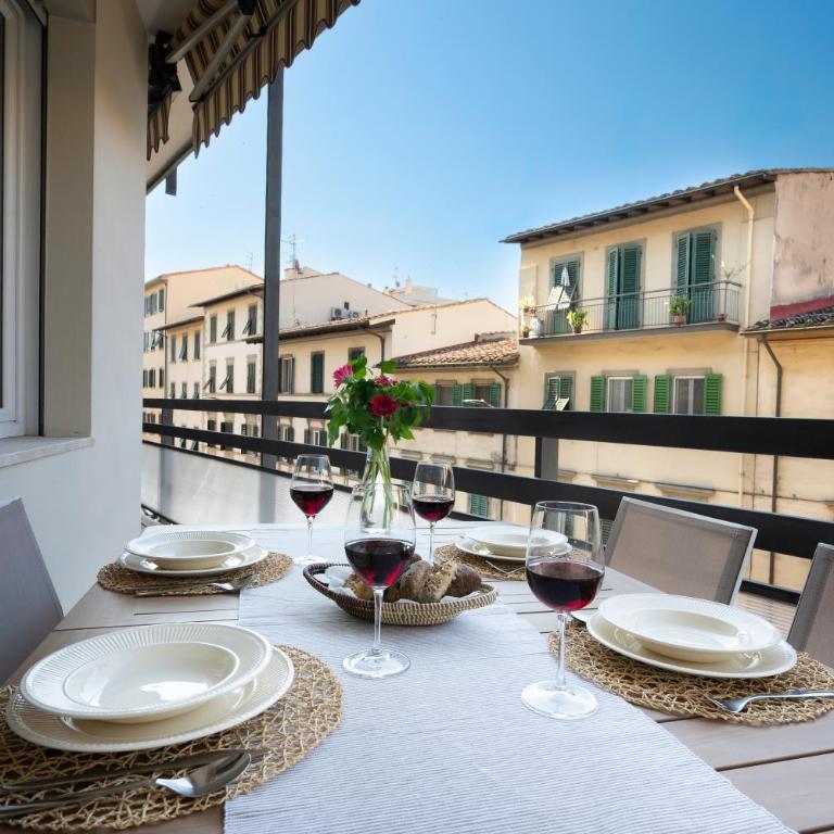 Angelico apt con balcone e ascensore - Two-Bedroom Deluxe Apartment with Balcony - 22