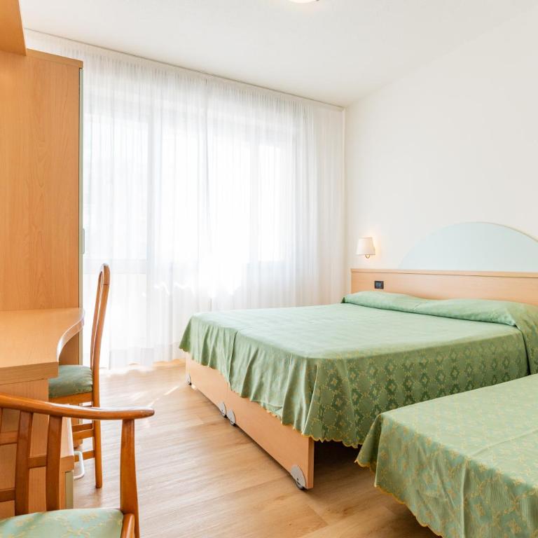 Hotel Europa - Camera Tripla - 4