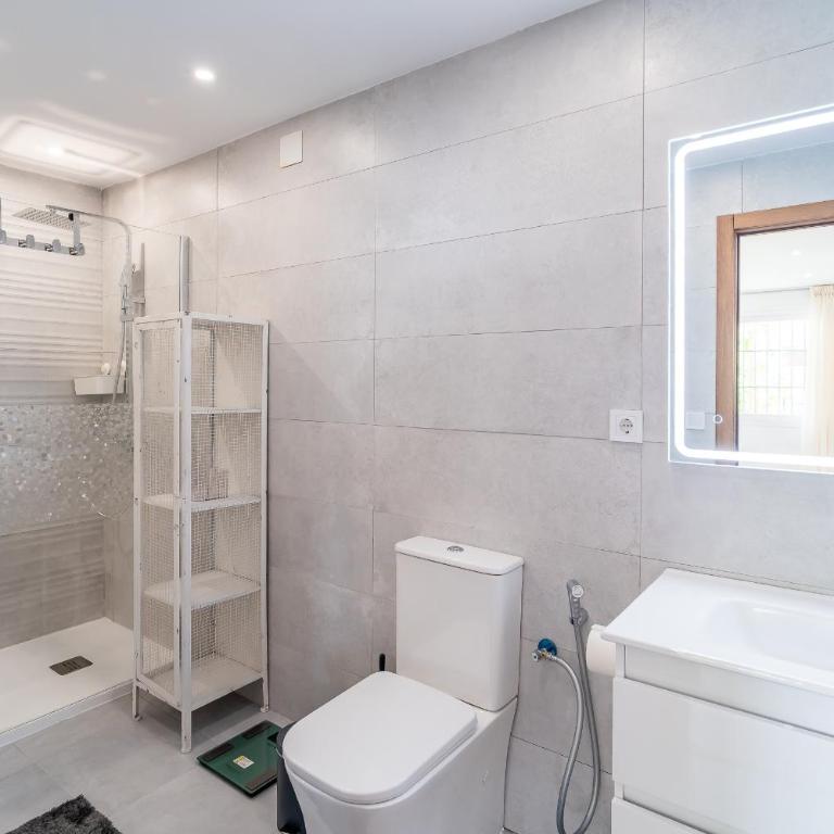 Cubo's Torremolinos La Paloma Apartment - Apartamento - 24
