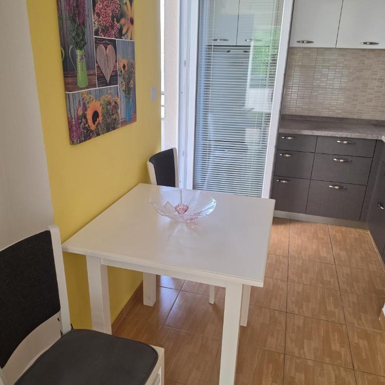 Milly Apartment - One-Bedroom Apartment - 5