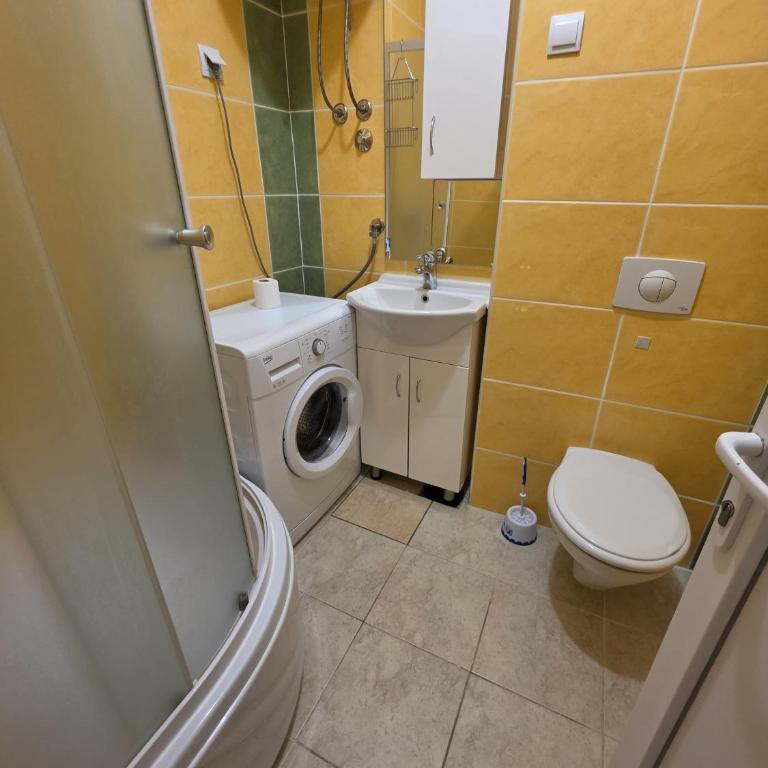 Milly Apartment - One-Bedroom Apartment - 10