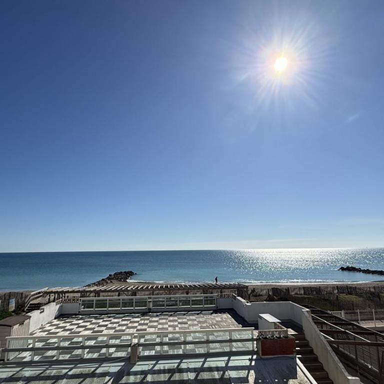 La Tour de la Mer - Vue Mer avec accès Plage direct - 150m2 - Clim - Parking privé - Appartement - 46