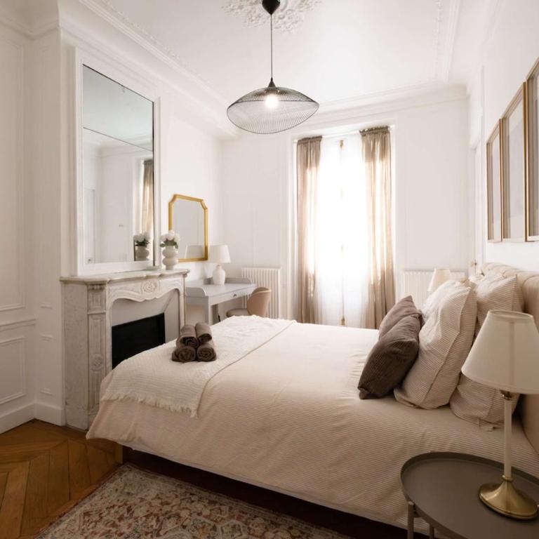 Golden Triangle 3BR - Apartment - 25