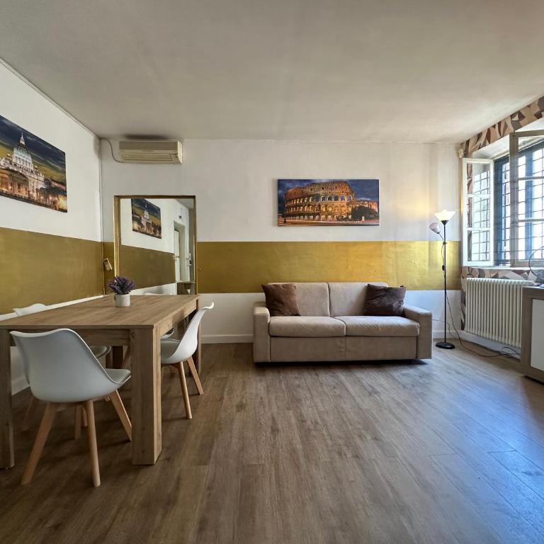 Three Separate Homes In Historic Areas of Rome, Two Next to The Colosseum, One Next to The Vatican, Both Near Metro Stations - Appartamento Familiare con 2 Camere da Letto e Vista - 16