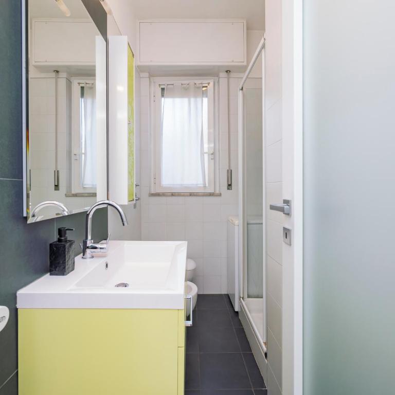 Comfort just a stone's throw from the subway - Monolocale con Balcone - 2