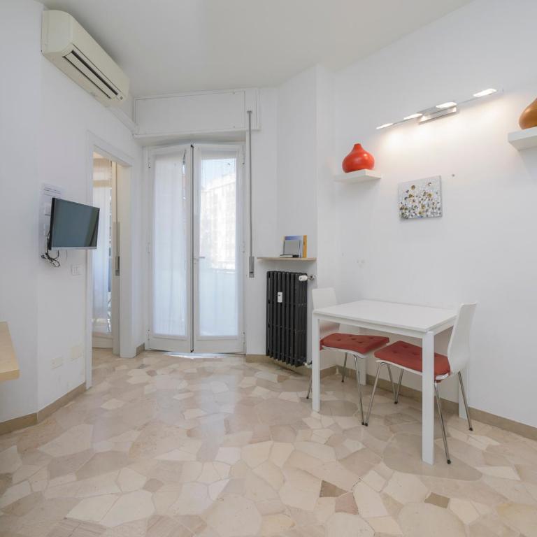 Comfort just a stone's throw from the subway - Monolocale con Balcone - 6