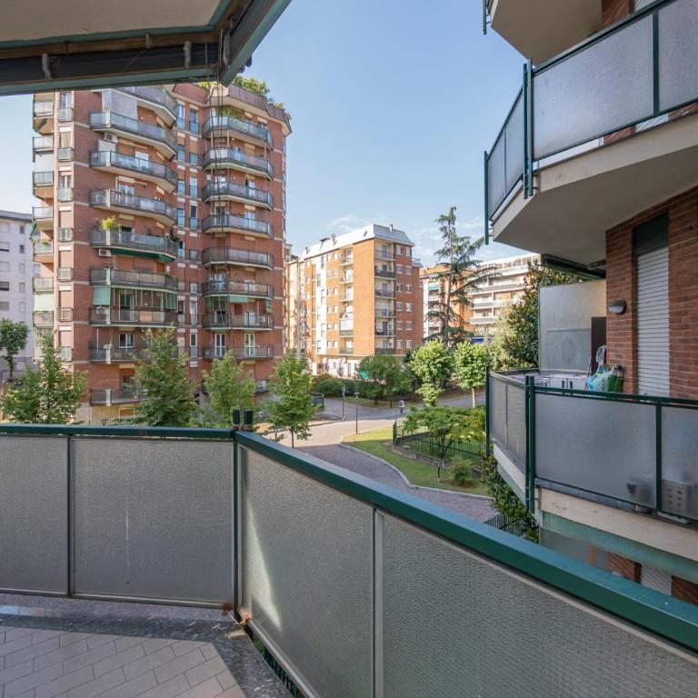 Comfort just a stone's throw from the subway - Monolocale con Balcone - 13