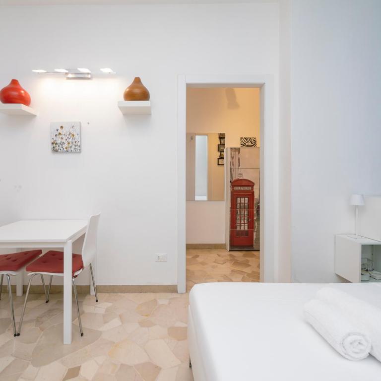 Comfort just a stone's throw from the subway - Monolocale con Balcone - 14