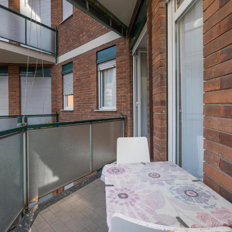 Comfort just a stone's throw from the subway - Monolocale con Balcone - 17