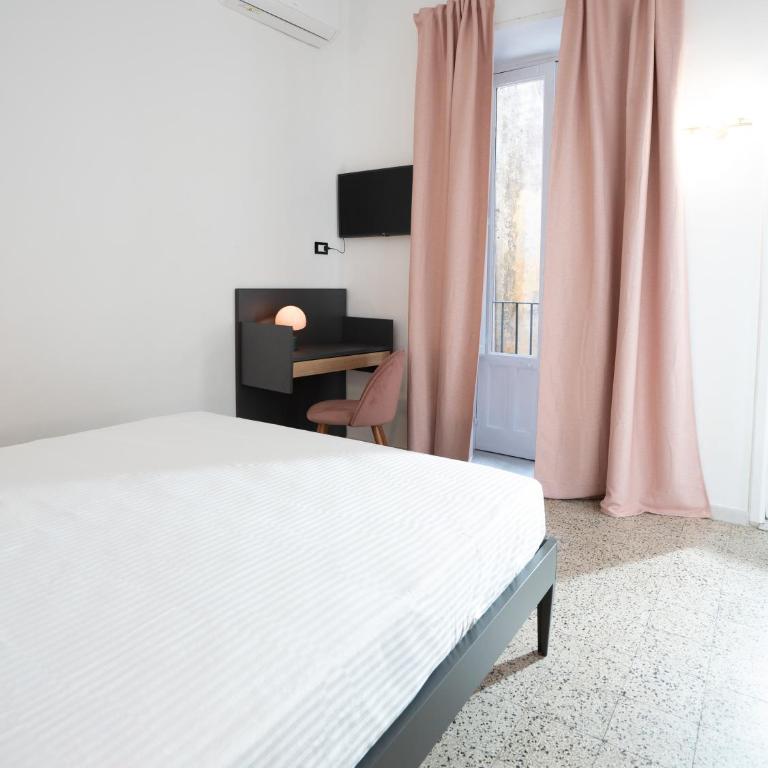 B-home - Two-Bedroom Apartment - 23
