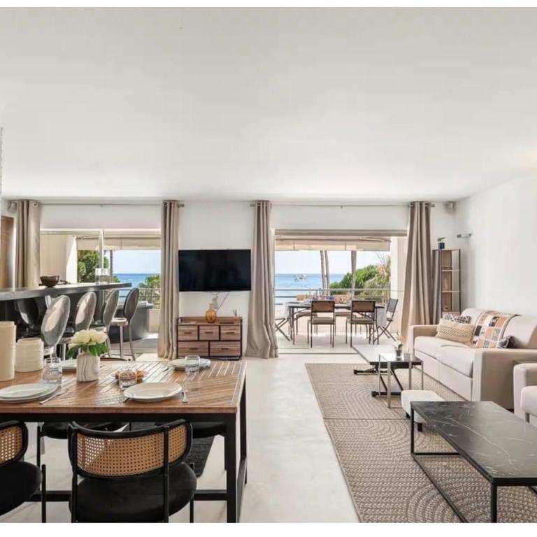 Luxueux 100m2 Croisette 5 étoiles - Vue mer Terrasse & Jacuzzi - Accès direct plage Miramar - Appartement 2 Chambres avec Terrasse et Vue sur la Mer - 8