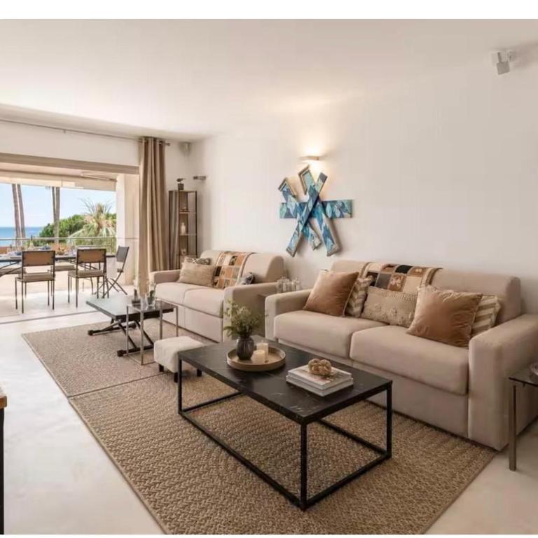 Luxueux 100m2 Croisette 5 étoiles - Vue mer Terrasse & Jacuzzi - Accès direct plage Miramar - Appartement 2 Chambres avec Terrasse et Vue sur la Mer - 6