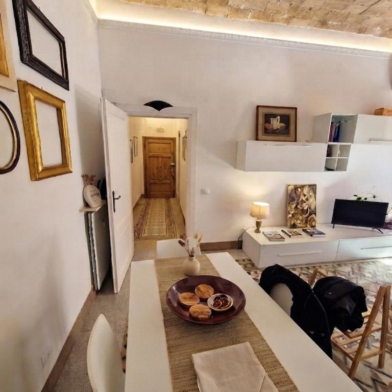 Porta Labicana House -10 minutes from Termini Station - Appartamento con 2 Camere da Letto - 5
