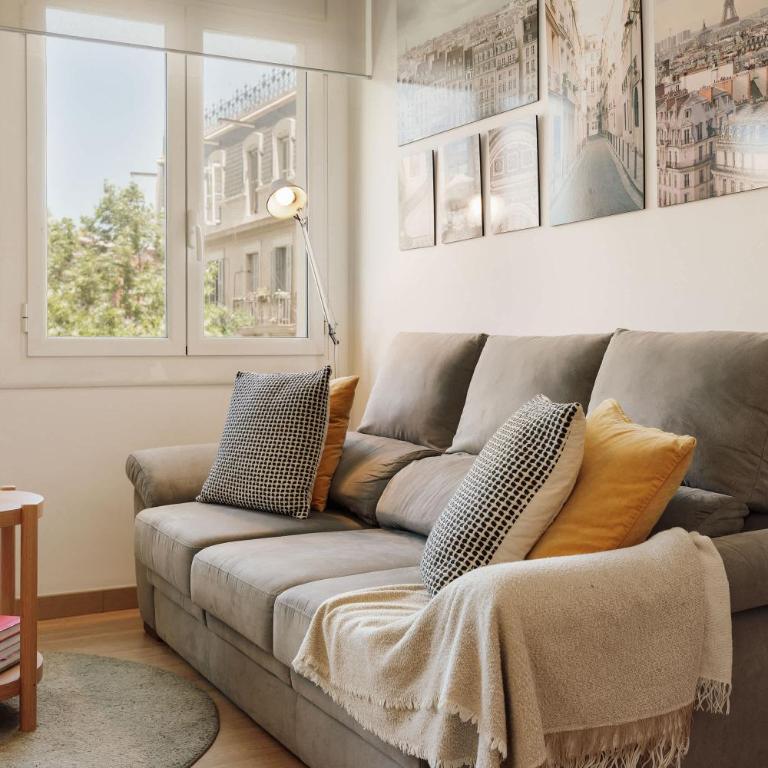 Enjoy Apartments Paz 2 - Bright apartment near Sagrada Familia - Apartamento - 2