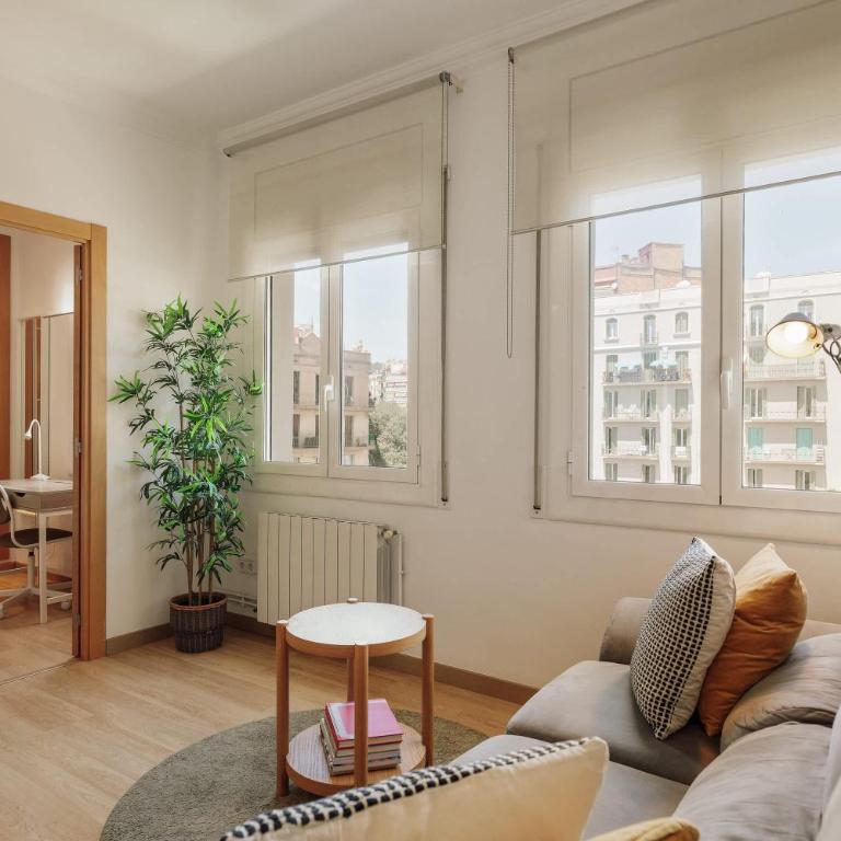 Enjoy Apartments Paz 2 - Bright apartment near Sagrada Familia - Apartamento - 5