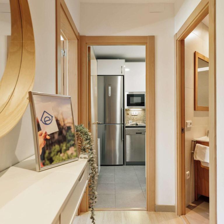 Enjoy Apartments Paz 2 - Bright apartment near Sagrada Familia - Apartamento - 22