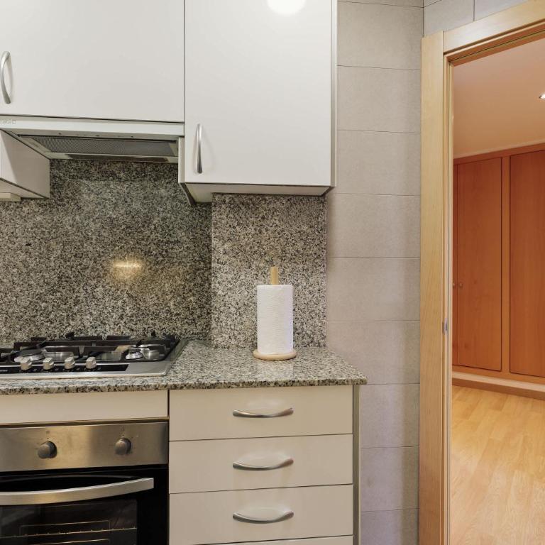 Enjoy Apartments Paz 2 - Bright apartment near Sagrada Familia - Apartamento - 26