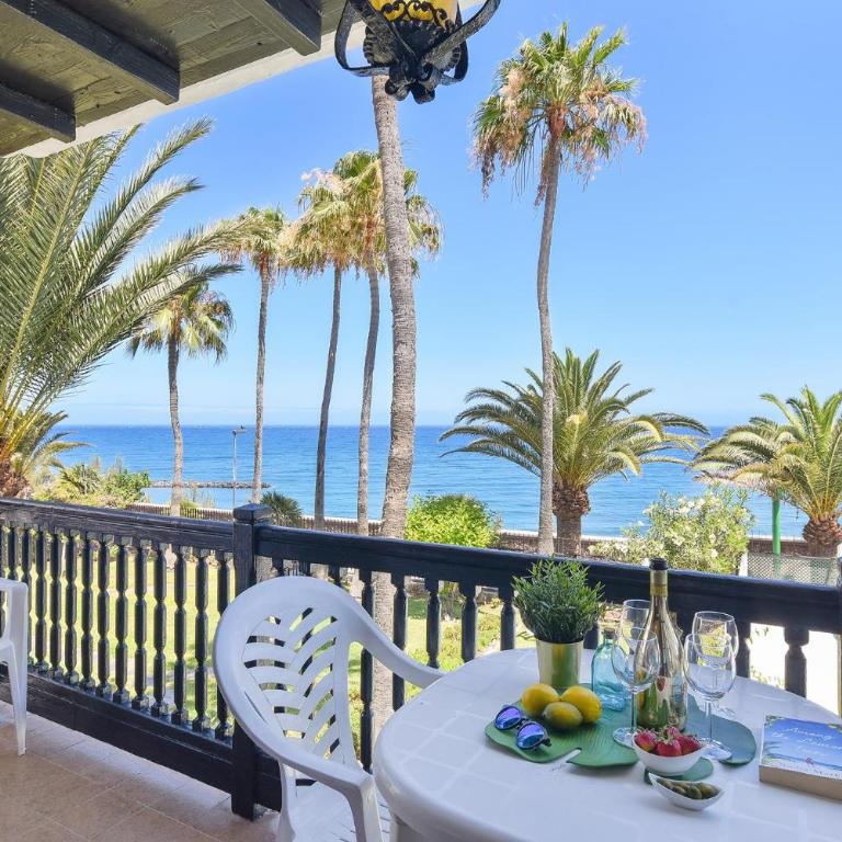 Arrecife 16 by VillaGranCanaria - Apartamento de 2 dormitorios con balcón y vistas al mar - 1