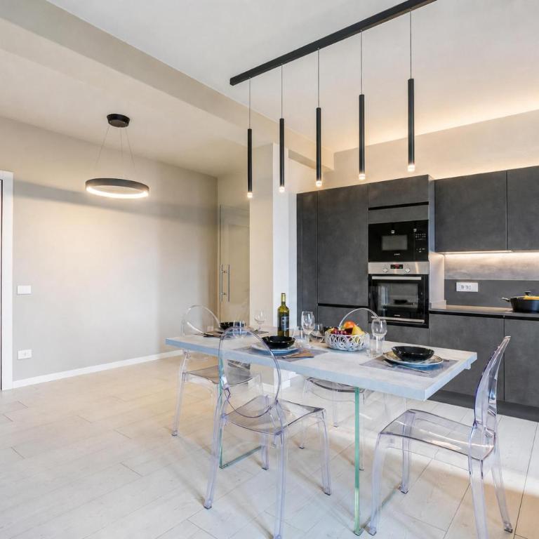 Viktor Salò | 100m from Lake & Center - Happy Rentals - Appartamento con Vista Lago - 13