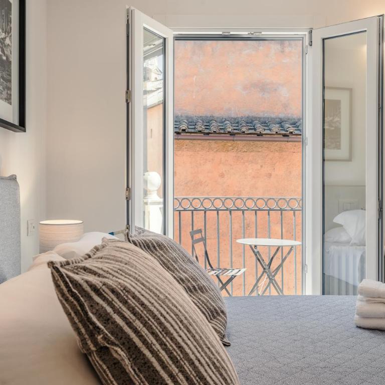 CS Spanish Steps Boutique Apartments - Appartamento con 2 Camere da Letto e Balcone - 9