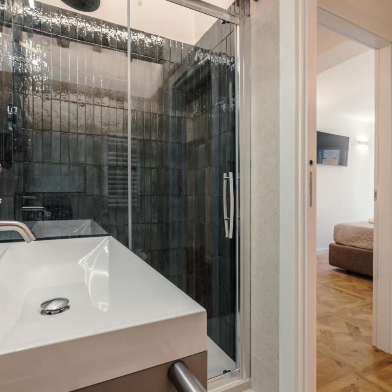 CS Spanish Steps Boutique Apartments - Appartamento con 2 Camere da Letto e Balcone - 21