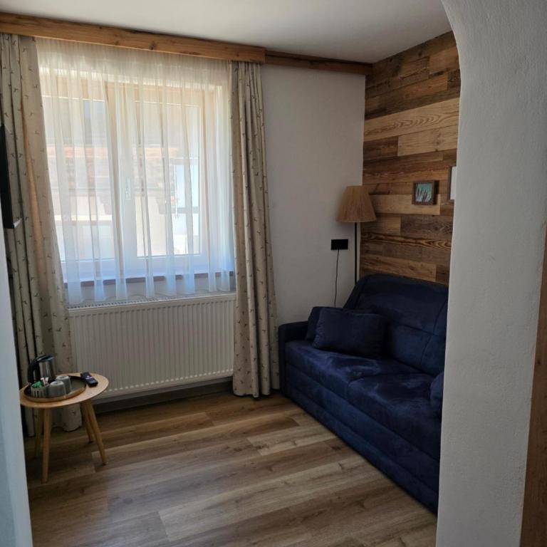 Pension Embacher GmbH & Co KG - Deluxe Familienzimmer - 5