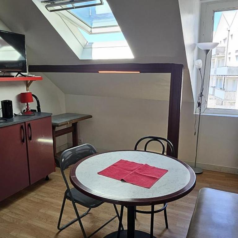 APART RENOVE PRES des DOCKS 4 PERS - Appartement 1 Chambre - 13