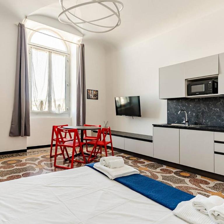 ROSA HOMES Urban Living - Porto Antico, Acquario, ascensore, wi-fi veloce - Monolocale Familiare - 27
