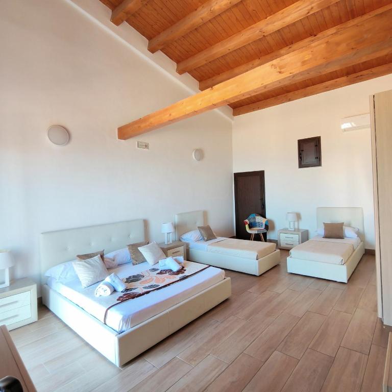 Domina Palace Rooms - Camera Quadrupla con Vista Mare - 1