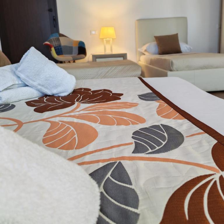 Domina Palace Rooms - Camera Quadrupla con Vista Mare - 3