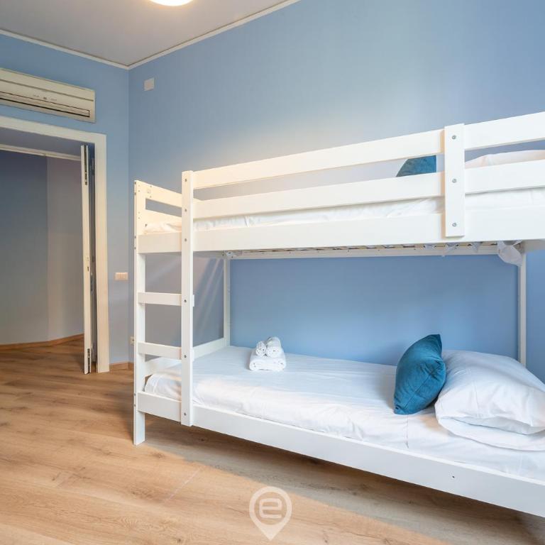 Estay - Casa Valdes 23 - Three-Bedroom Apartment - 16