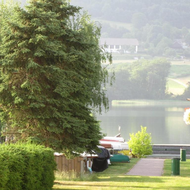 Kärnten Ossiacher See - See Apartment, zwei Zimmer Ferienwohnung mit Seezugang und Schwimmhalle - Apartment mit 2 Schlafzimmern - 4