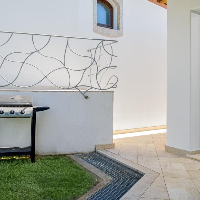 VILLA GRETA - Brandinchi Beach I Private Pool I Exclusive Garden I BBQ I Wi-Fi - Villa - 52