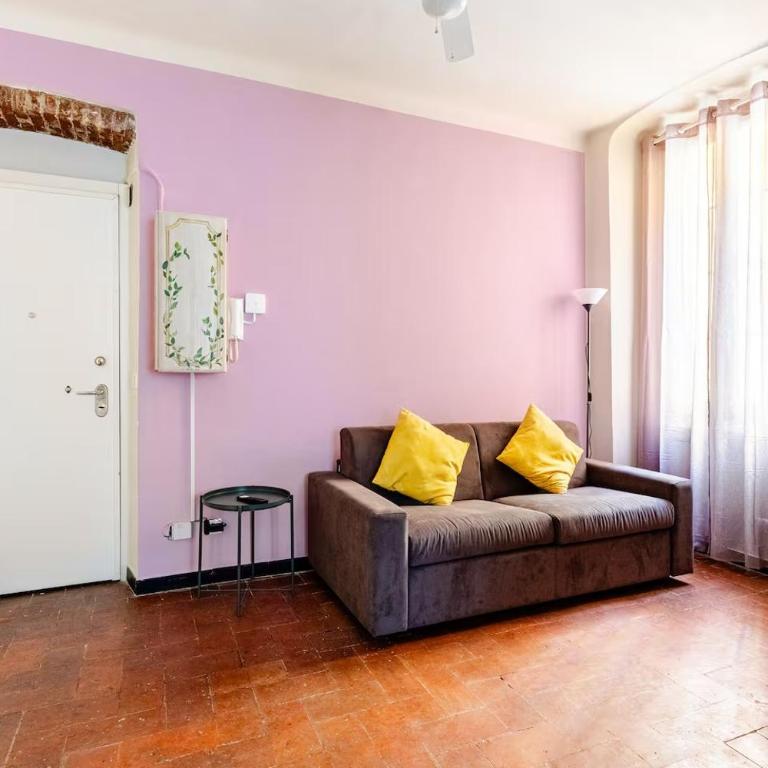 ROSA HOMES The Pink - Quiet, comfortable, closeby city center - One-Bedroom Apartment - 35