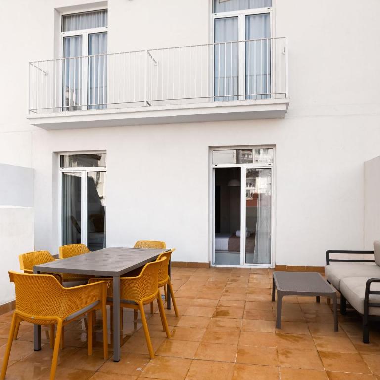 Limehome Valencia Calle de Cadiz - Two-Bedroom Apartment with Terrace - 2