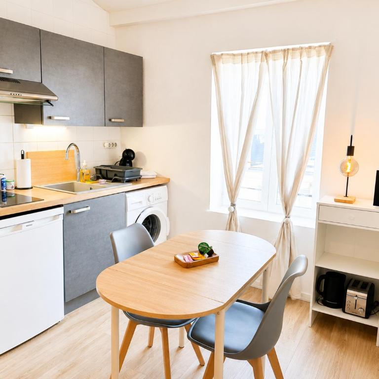 Le 74 des Carmes - Wifi - Hypercentre Orléans - Tout à pied - Spacieux - Appartement 1 Chambre - 6