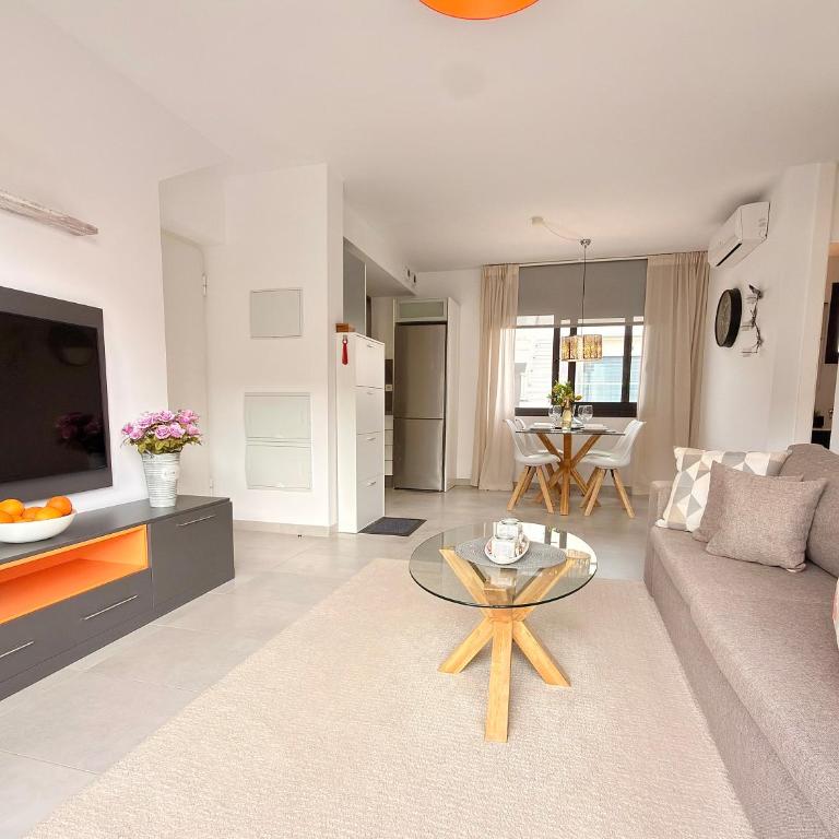 Luxury Solarium Suits - Two-Bedroom Apartment - 11