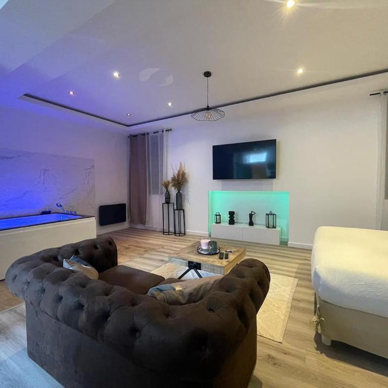 L'Eden Spa - Jacuzzi - Saint-Etienne - Apartamento de 1 dormitorio - 18