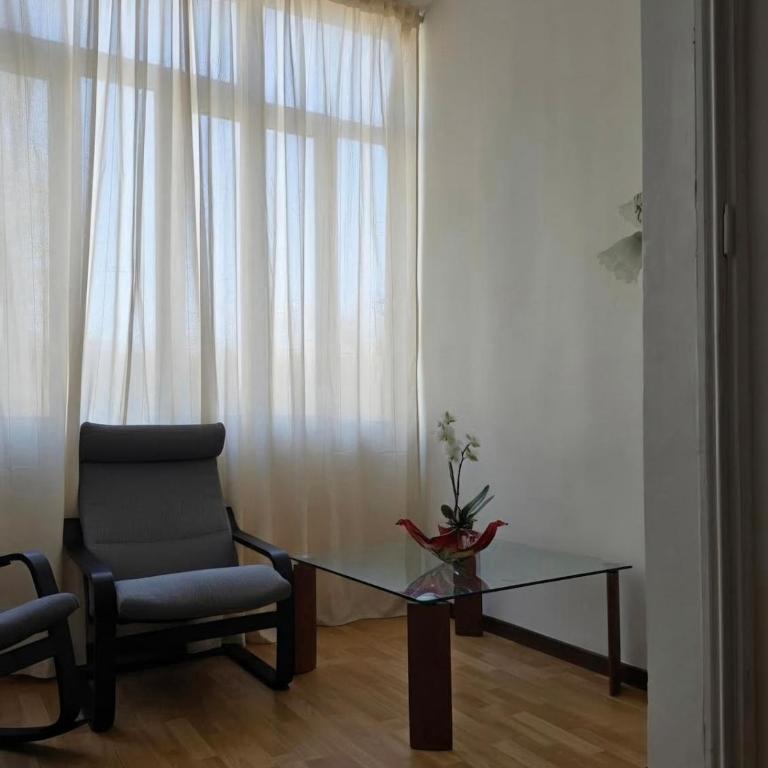The Elegant and Contemporary Oasis in Parco Ruffini - One-Bedroom Apartment - 11