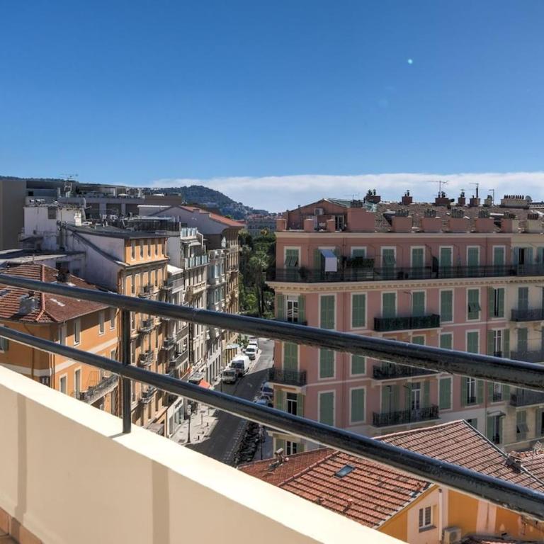 Top Floor Exceptional Terrace Nice Center - Two-Bedroom Apartment - 5