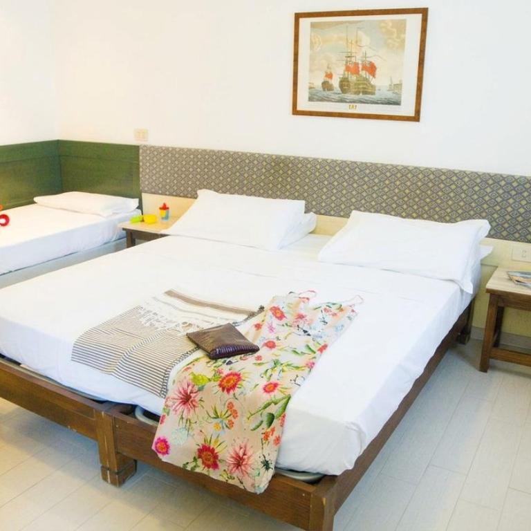 Essence Isola d'Elba - Le Picchiaie Resort - Camera Familiare - 6