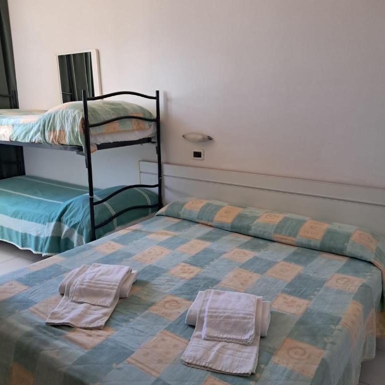 Hotel Diplomatic - Bianchi Hotels - Camera Quadrupla Economy - 3