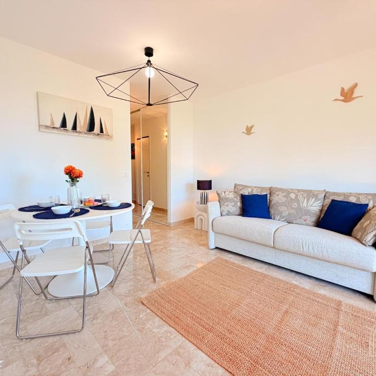 Charmant T2 avec terrasse à Bandol - Appartement 1 Chambre - 35